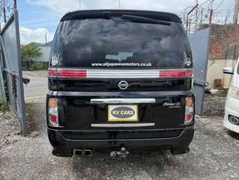 Nissan Elgrand 2.5