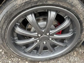 Nissan Elgrand 2.5