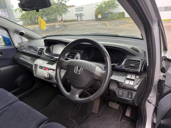 Honda  edix