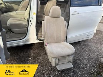 Toyota Estima 2.4