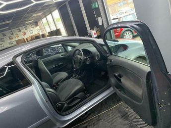 Vauxhall Corsa 1.4i 16v Design 3dr (a/c)