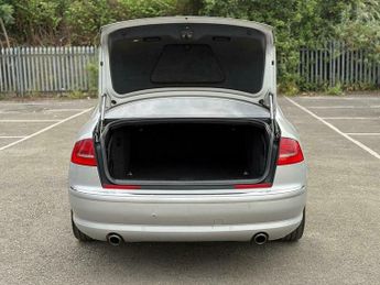 Audi A8 3.0 TDI SE quattro 4dr LWB