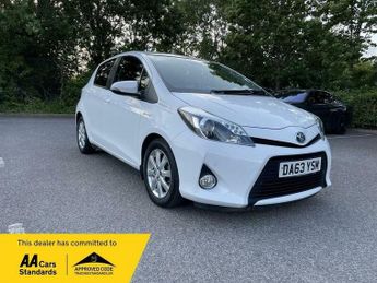 Toyota Yaris 1.5 VVT-h Icon Plus CVT Euro 5 5dr