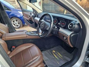Mercedes-Benz E Class 2.0 E220d SE G-Tronic+ Euro 6 (s/s) 4dr