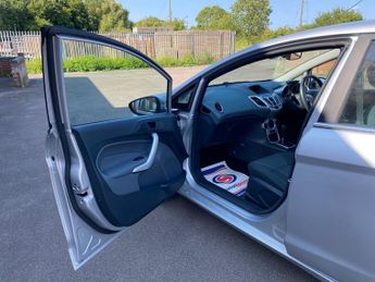 Ford Fiesta TITANIUM