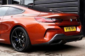 BMW 8 SERIES 4.4 M850i V8 Coupe 2dr Petrol Steptronic xDrive Euro 6 (s/s) (53