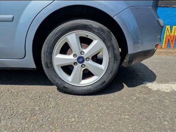 Ford Focus 1.6 Zetec Climate 5dr