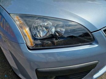 Ford Focus 1.6 Zetec Climate 5dr