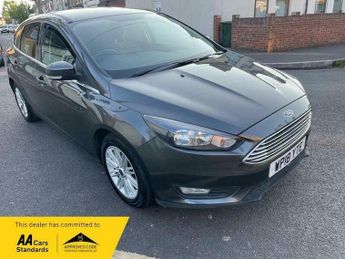 Ford Focus 1.0T EcoBoost Zetec Edition Hatchback 5dr Petrol Manual Euro 6 (