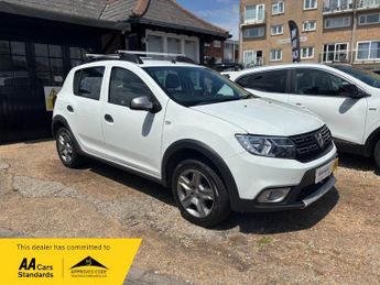 Dacia Sandero 0.9 TCe Essential Euro 6 (s/s) 5dr