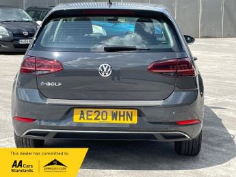 Volkswagen Golf 35.8kWh e-Golf Hatchback 5dr Electric Auto (136 ps)