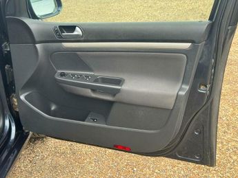 Volkswagen Golf 1.4 TSI Match DSG 5dr