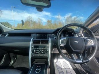 Land Rover Discovery Sport 2.0 TD4 HSE Black Auto 4WD Euro 6 (s/s) 5dr
