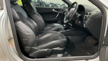 Audi A1 TFSI S LINE