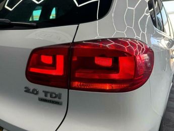 Volkswagen Tiguan 2.0 TDI BlueMotion Tech Match DSG 4WD Euro 5 (s/s) 5dr