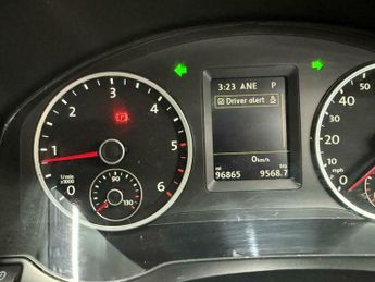 Volkswagen Tiguan 2.0 TDI BlueMotion Tech Match DSG 4WD Euro 5 (s/s) 5dr