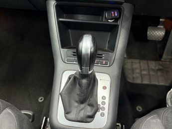 Volkswagen Tiguan 2.0 TDI BlueMotion Tech Match DSG 4WD Euro 5 (s/s) 5dr