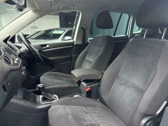 Volkswagen Tiguan 2.0 TDI BlueMotion Tech Match DSG 4WD Euro 5 (s/s) 5dr