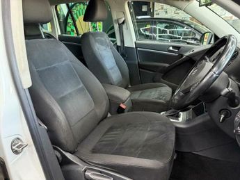 Volkswagen Tiguan 2.0 TDI BlueMotion Tech Match DSG 4WD Euro 5 (s/s) 5dr