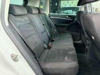 Volkswagen Tiguan 2.0 TDI BlueMotion Tech Match DSG 4WD Euro 5 (s/s) 5dr