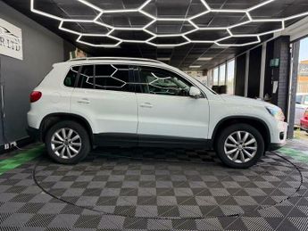 Volkswagen Tiguan 2.0 TDI BlueMotion Tech Match DSG 4WD Euro 5 (s/s) 5dr