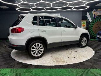 Volkswagen Tiguan 2.0 TDI BlueMotion Tech Match DSG 4WD Euro 5 (s/s) 5dr