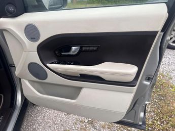 Land Rover Range Rover Evoque 2.2 SD4 Prestige Lux SUV 5dr Diesel Auto 4WD Euro 5 (190 ps)