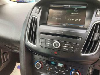 Ford Focus 1.6 Titanium Powershift Euro 6 5dr