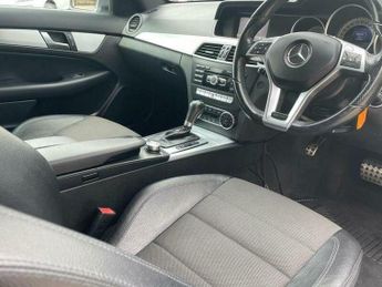 Mercedes-Benz C Class 2.1 C220 CDI BlueEfficiency AMG Sport Coupe 2dr Diesel G-Tronic+