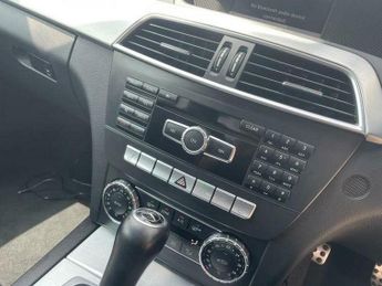 Mercedes-Benz C Class 2.1 C220 CDI BlueEfficiency AMG Sport Coupe 2dr Diesel G-Tronic+