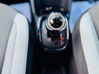Toyota AYGO VVT-I X-PRESS X-SHIFT