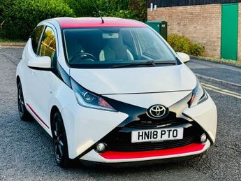 Toyota AYGO VVT-I X-PRESS X-SHIFT