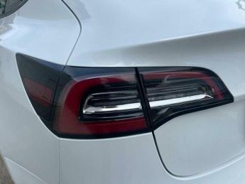 Tesla Model 3 (Dual Motor) Long Range Auto 4WDE 4dr