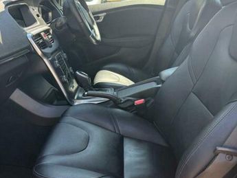 Volvo V40 2.0 D2 SE Nav Auto Euro 6 (s/s) 5dr