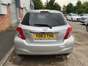 Toyota Vitz 1.3 Auto F 5dr