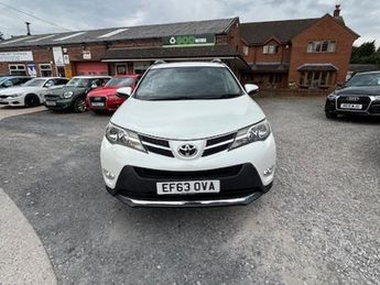 Toyota RAV4 D-4D INVINCIBLE AWD-SAT NAVIGATION-PARKING CAMERA- HEATED SEATS-