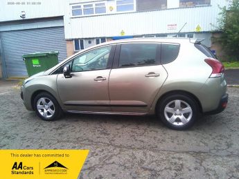 Peugeot 3008 HYBRID4 ACTIVE