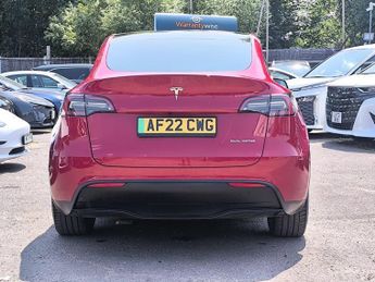 Tesla Model Y LONG RANGE AWD