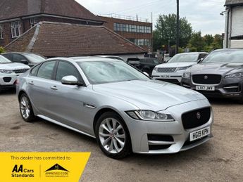 Jaguar XF D R-SPORT
