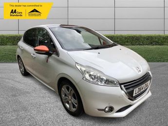 Peugeot 208 ROLAND GARROS
