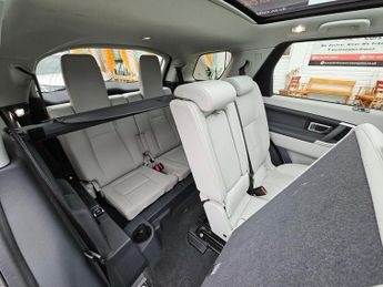 Land Rover Discovery Sport 2.0 TD4 HSE Black Auto 4WD Euro 6 (s/s) 5dr