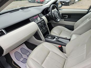 Land Rover Discovery Sport 2.0 TD4 HSE Black Auto 4WD Euro 6 (s/s) 5dr