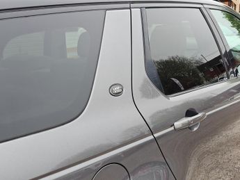 Land Rover Discovery Sport 2.0 TD4 HSE Black Auto 4WD Euro 6 (s/s) 5dr