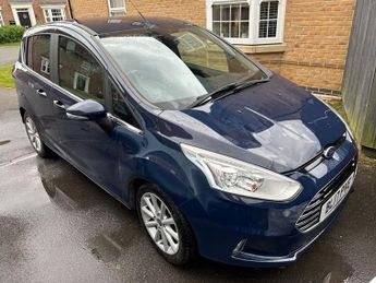 Ford B Max TITANIUM