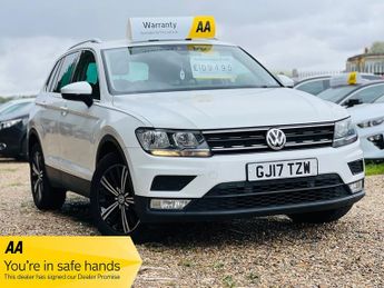 Volkswagen Tiguan 2.0 TDI BlueMotion Tech SE Navigation SUV 5dr Diesel Manual Euro