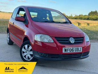 Volkswagen Fox 1.2 6V Urban Fox Hatchback 3dr Petrol Manual Euro 4 (55 ps)