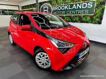 Toyota AYGO 1.0 VVT-I X-PLAY X-SHIFT [REVERSE CAMERA]