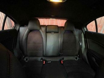 Mercedes-Benz A Class 2.1 A200d AMG Line (Premium) 7G-DCT Euro 6 (s/s) 5dr