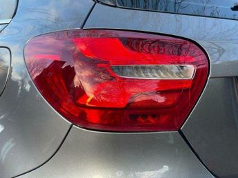 Mercedes-Benz A Class 2.1 A200d AMG Line (Premium) 7G-DCT Euro 6 (s/s) 5dr