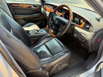 Jaguar SOVEREIGN AUTO LWB